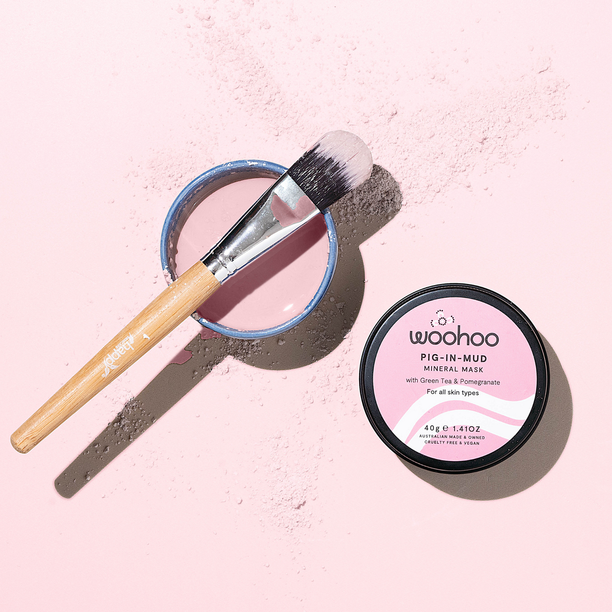 'Pig-In-Mud' Mineral Mask