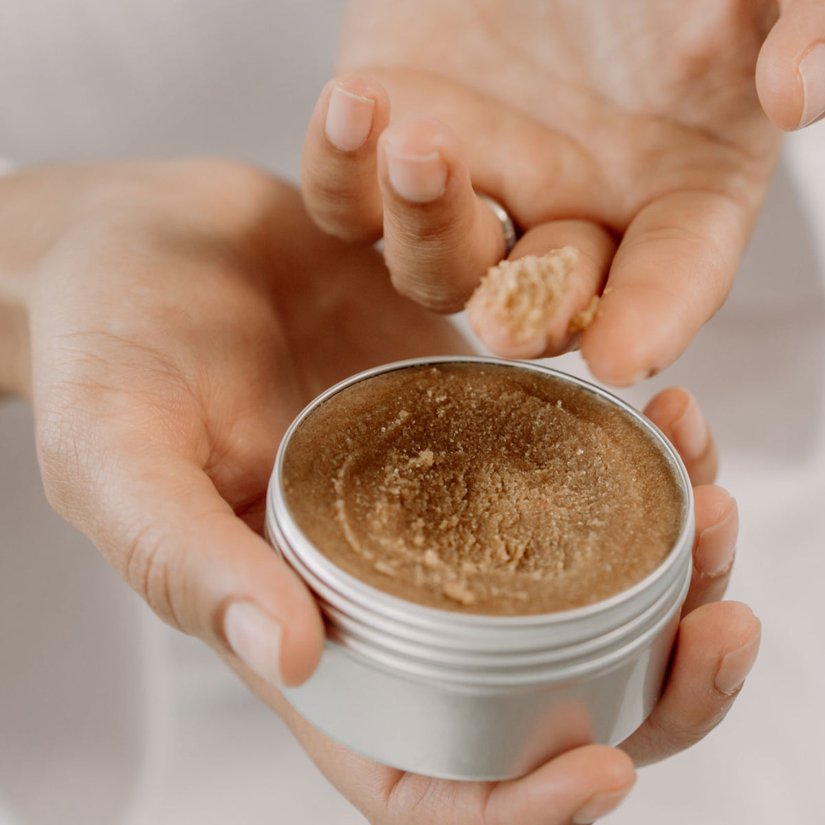 &#39;Spoonful of Sugar&#39; Exfoliating Scrub